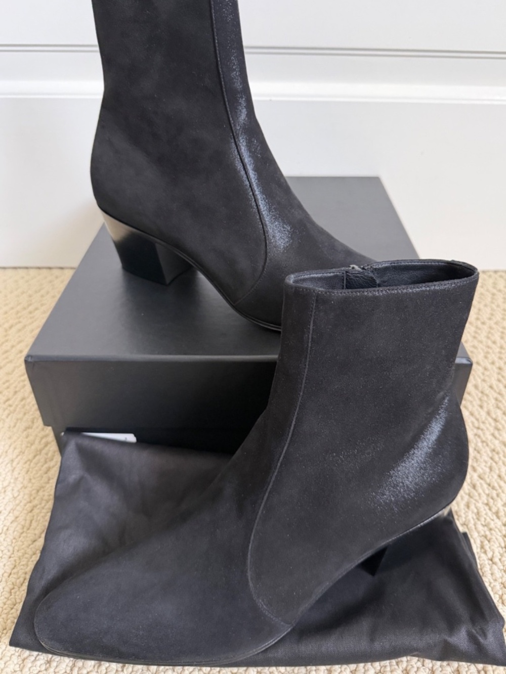 Saint Laurent YSL Vassili 60 Black Hydra Suede Zip Boots